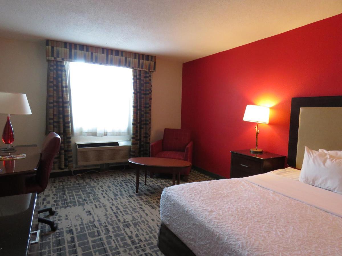American Inn & Suites Ferndale Eksteriør bilde