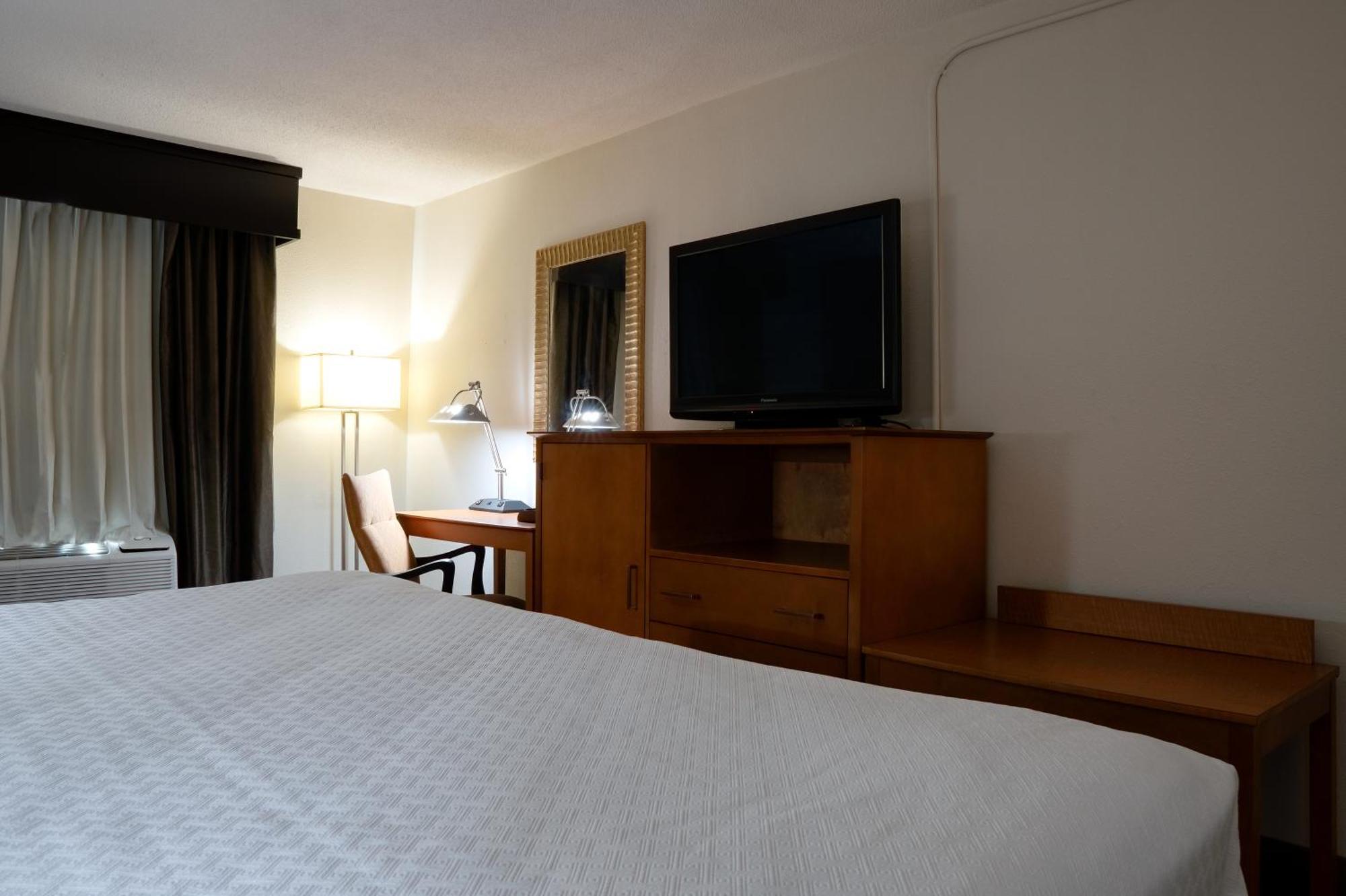 American Inn & Suites Ferndale Eksteriør bilde